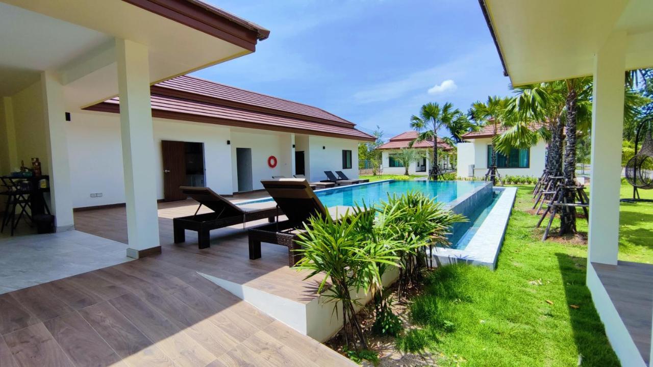 Isan Golf & Adventure Hotel Udon Thani Exterior foto
